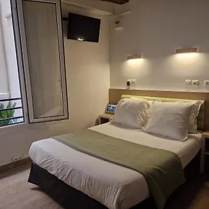 De La Herse D'or 3*, Paris France